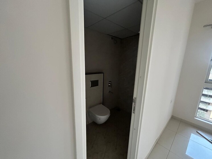 Bathroom, godrej-green-vistas 1 Bedroom 468 Sq.Ft. Apartment In Mahalunge Pune 9558838