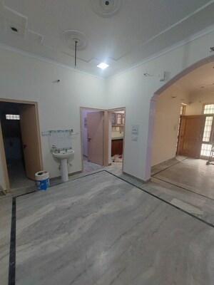 Room in 3 BHK Independent House at Indira Nagar – for Rent