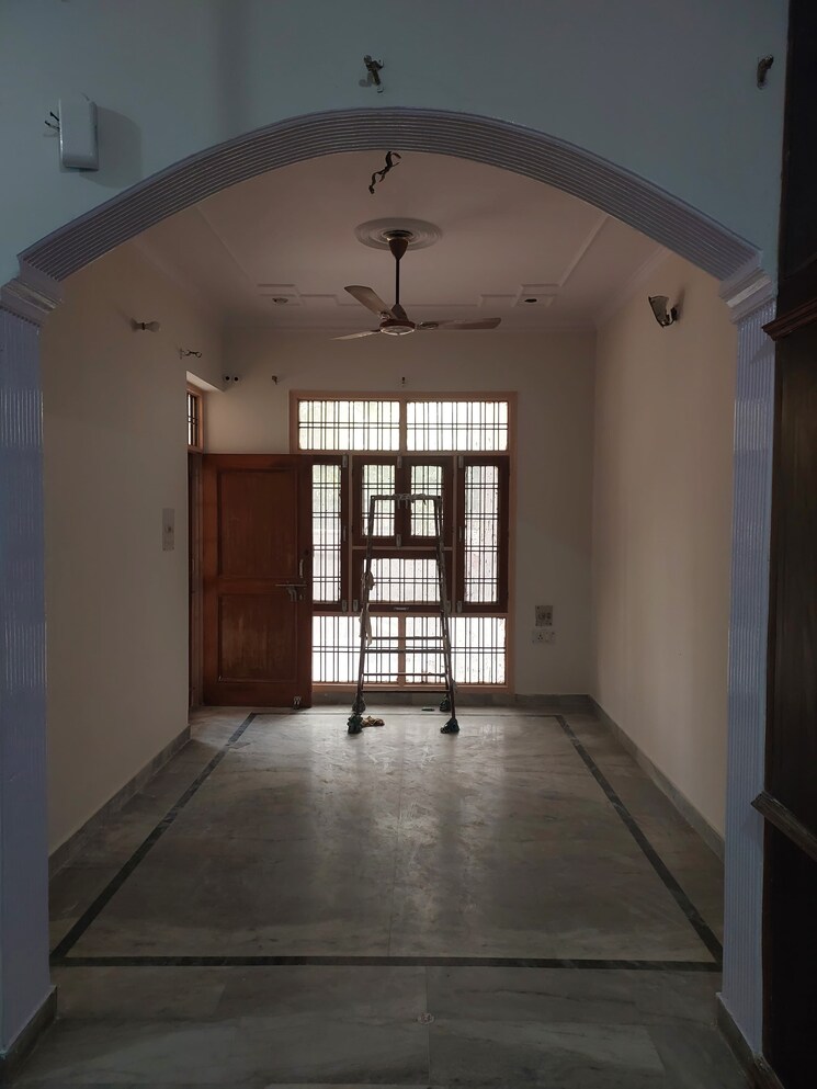undefined, indira nagar 3 Bedroom 1650 Sq.Ft. Independent House In Indira Nagar Lucknow 9558912