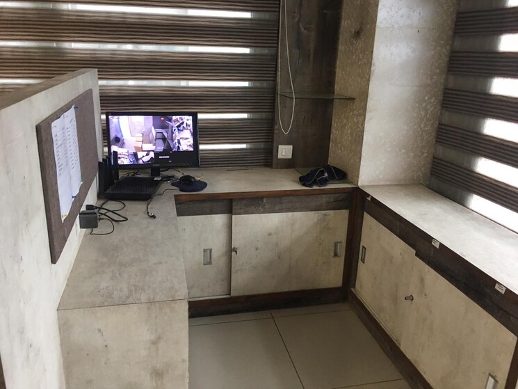 Kitchen, elegance-earth-arise Commercial Office Space 1770 Sq.Ft. In Makarba Ahmedabad 9558916