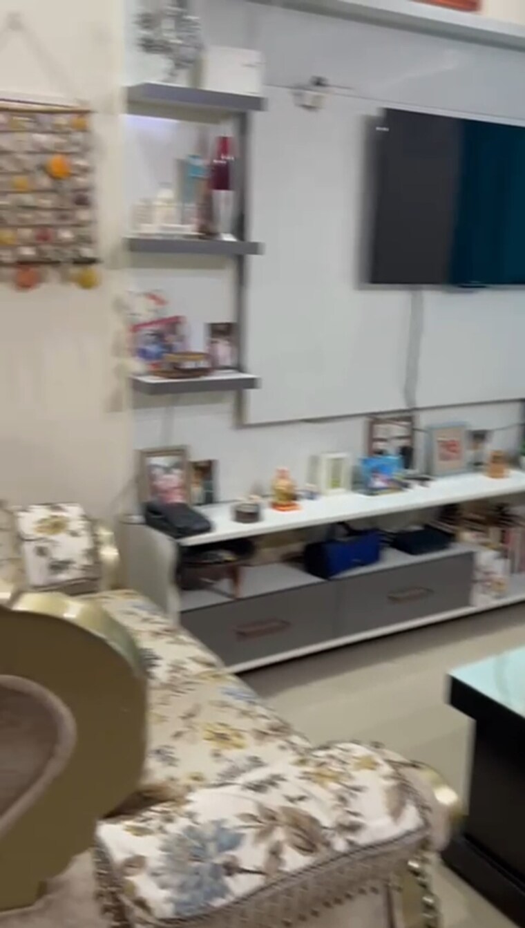 Kitchen, bptp-elite-floors 3 Bedroom 250 Sq.Yd. Apartment In Sector 83 Faridabad 9558940