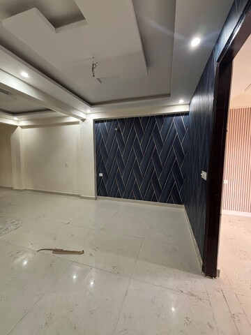 Bathroom in 2 BHK Builder Floor at Dev Apartments Sector 49, Sector 49 – for Sale