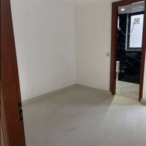 Room in 3 BHK Builder Floor at Chattarpur – for Rent