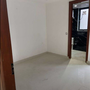 Room in 3 BHK Builder Floor at Chattarpur – for Rent