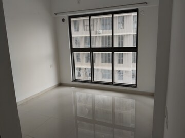 1 BHK Apartment For Rent in UK Iridium, Kandivali East
