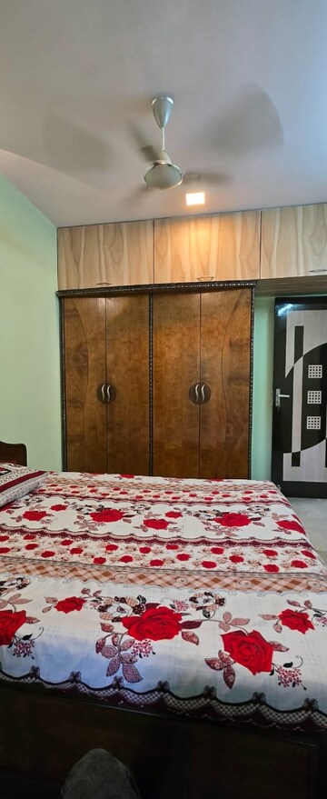 Bedroom in 2 BHK Apartment at Exotica CHS, Ic Colony – for Rent