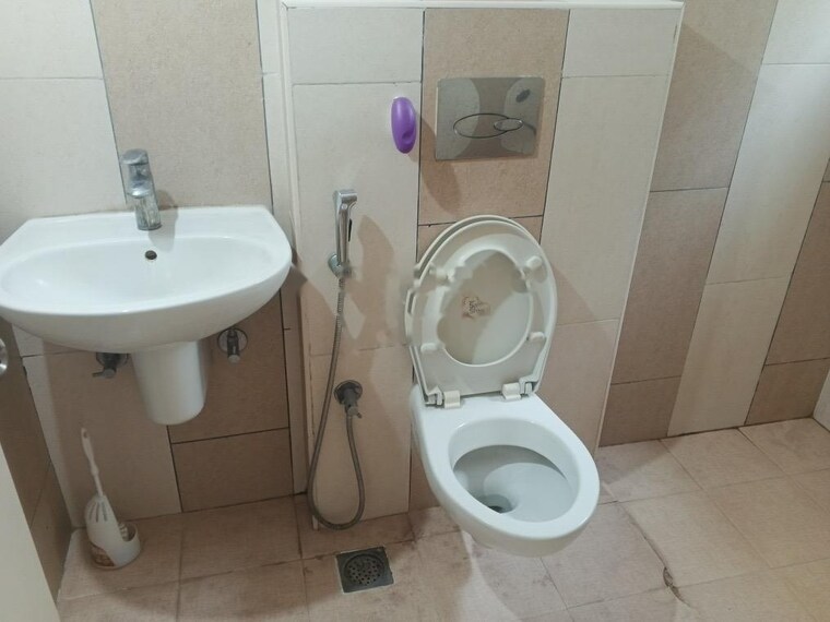 Bathroom, manbhum-rhapsody 2 Bedroom 1110 Sq.Ft. Apartment In Financial District Hyderabad 9559023