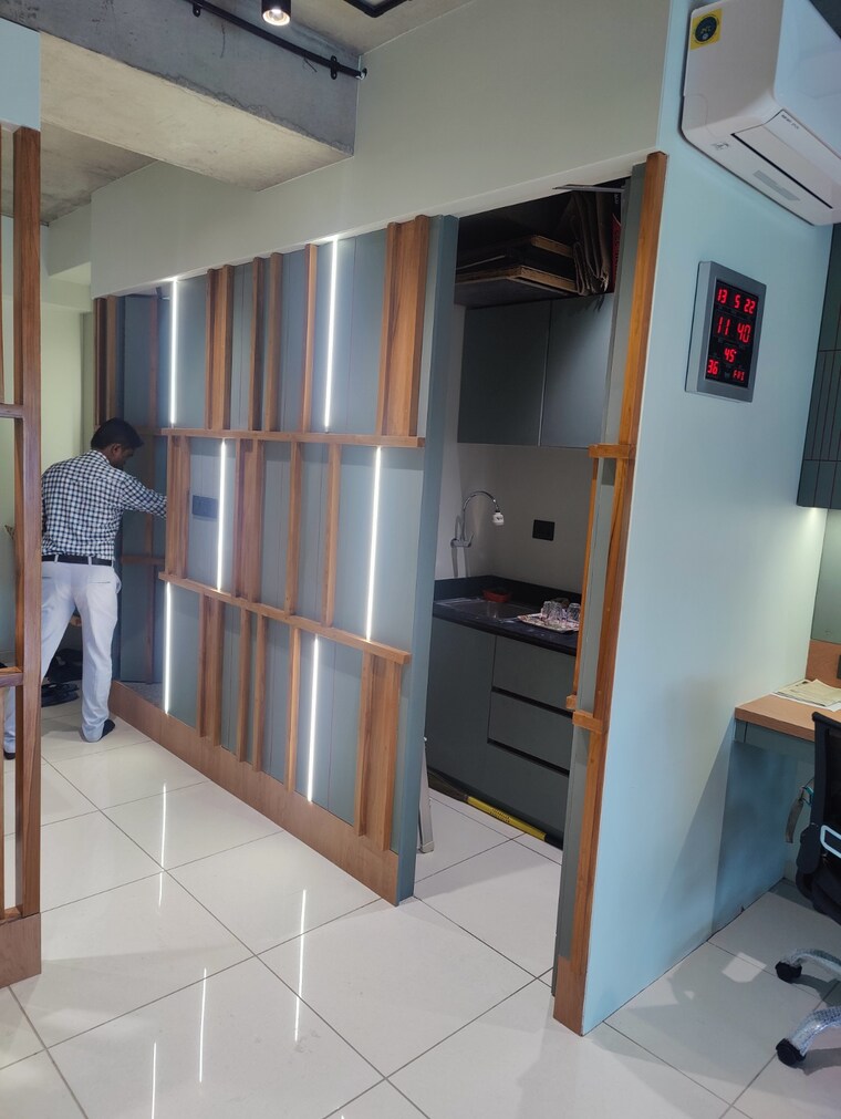 Living Room, sun-westbank Commercial Office Space 785 Sq.Ft. In Navrangpura Ahmedabad 9559025