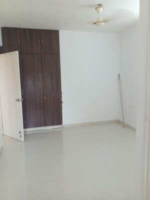 2 BHK Apartment For Rent in Manbhum Rhapsody, Financial District