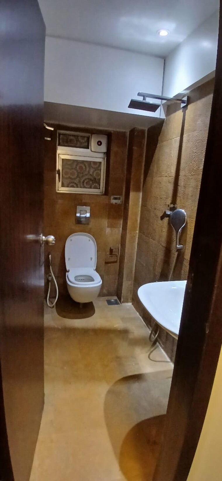 Bathroom, vaibhav-apartment-prabhadevi 2 Bedroom 800 Sq.Ft. Apartment In Prabhadevi Mumbai 9559075