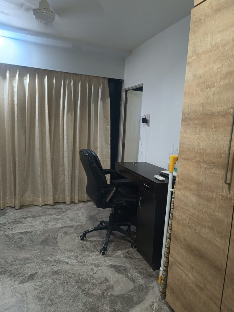 Team Area, krypton-tower 2 Bedroom 850 Sq.Ft. Apartment In Prabhadevi Mumbai 9559093