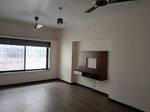 Room in 2 BHK Apartment at Aundh – for Sale