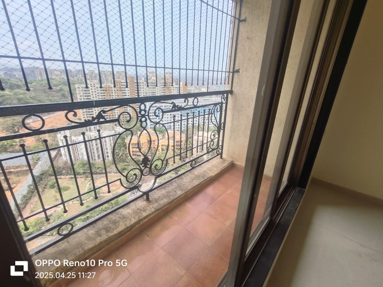 3 BHK Apartment For Rent in Lake Primrose