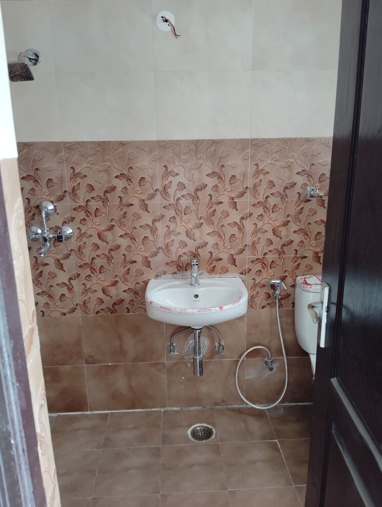 Bathroom, jnc-the-park 2 Bedroom 1060 Sq.Ft. Apartment In Sector 16c Greater Noida Greater Noida 9559096