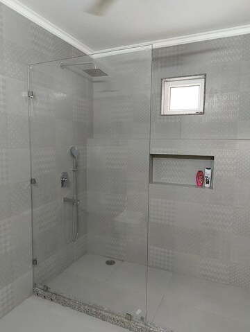 Bathroom in 3 BHK Builder Floor at South Extension I – for Rent