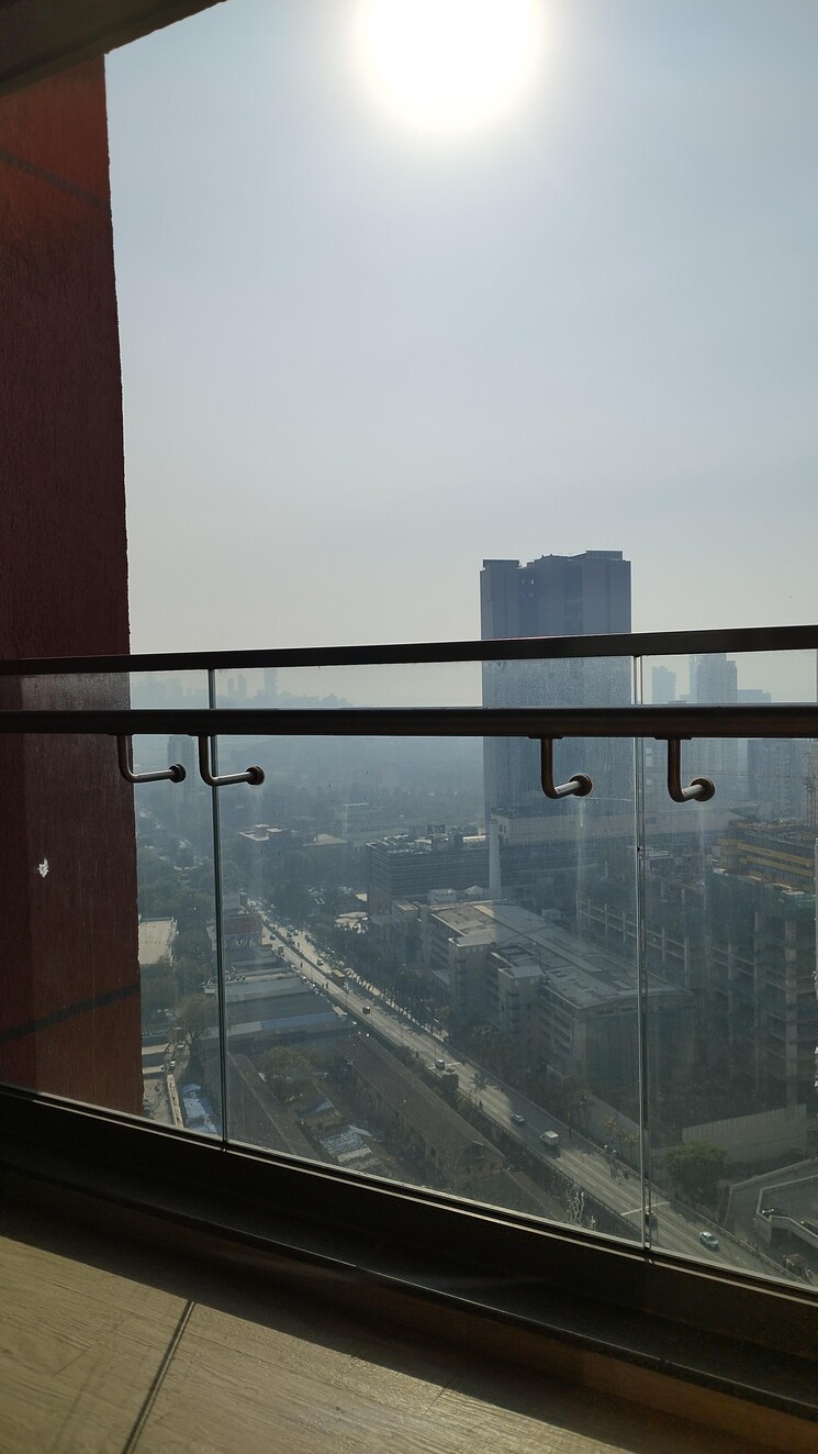 Balcony, lodha-vista 3 Bedroom 1452 Sq.Ft. Apartment In Lower Parel Mumbai 9559146