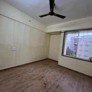Room in 1 BHK Apartment at Moze Skyways Esfera 2, Madhav Nagar – for Rent