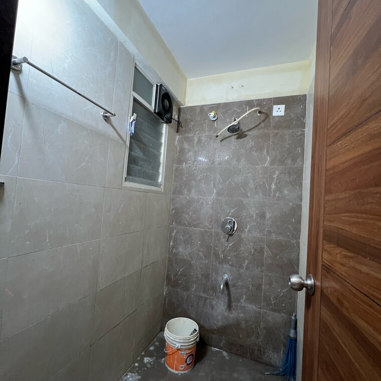 Bathroom, moze-skyways-esfera-2 1 Bedroom 505 Sq.Ft. Apartment In Madhav Nagar Pune 9559171