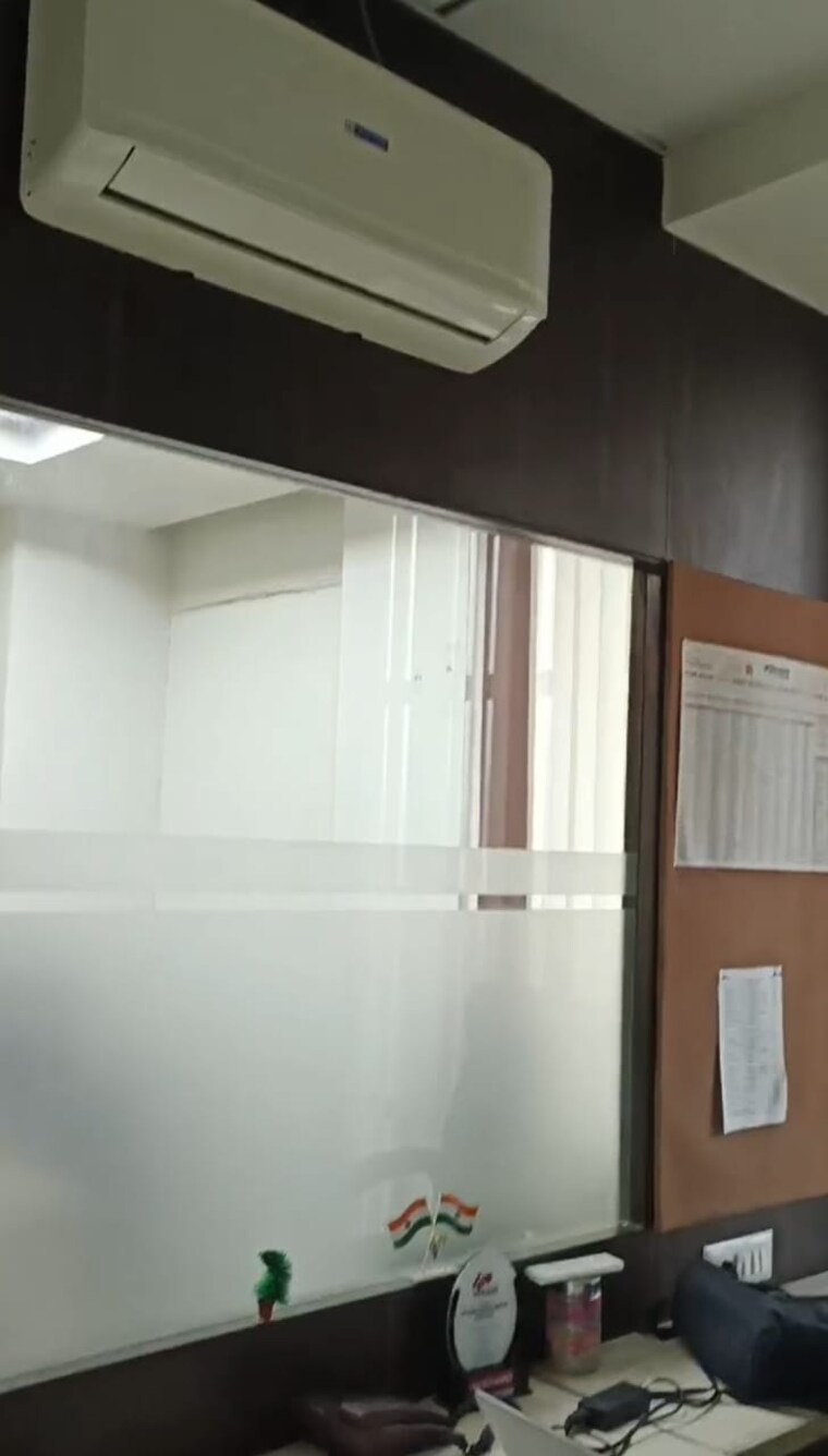 Team Area, iscon-elegance Commercial Office Space 2120 Sq.Ft. In Prahlad Nagar Ahmedabad 9559181