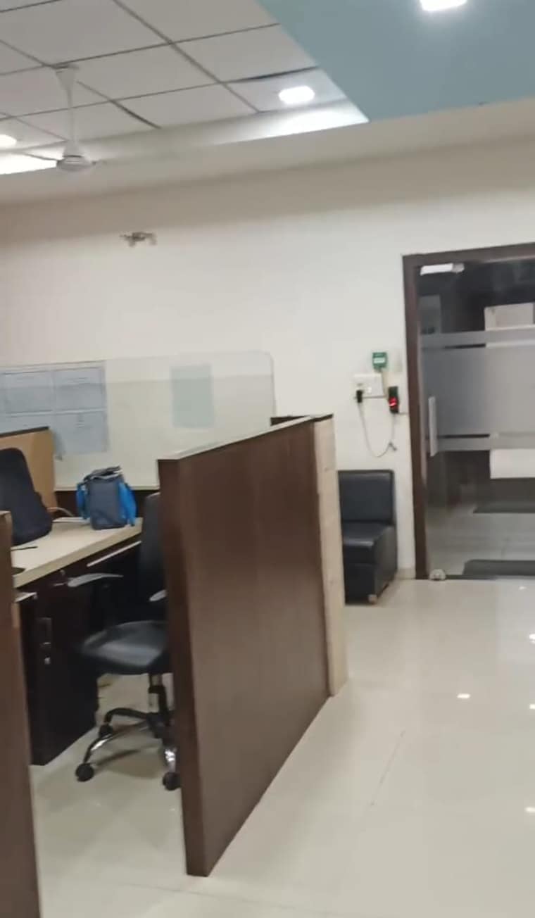 Team Area, iscon-elegance Commercial Office Space 2120 Sq.Ft. In Prahlad Nagar Ahmedabad 9559181