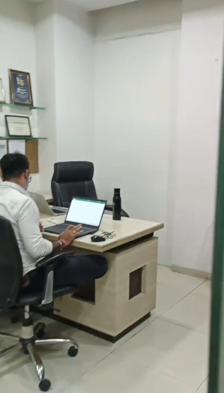 Office Space For Rent in Iscon Elegance