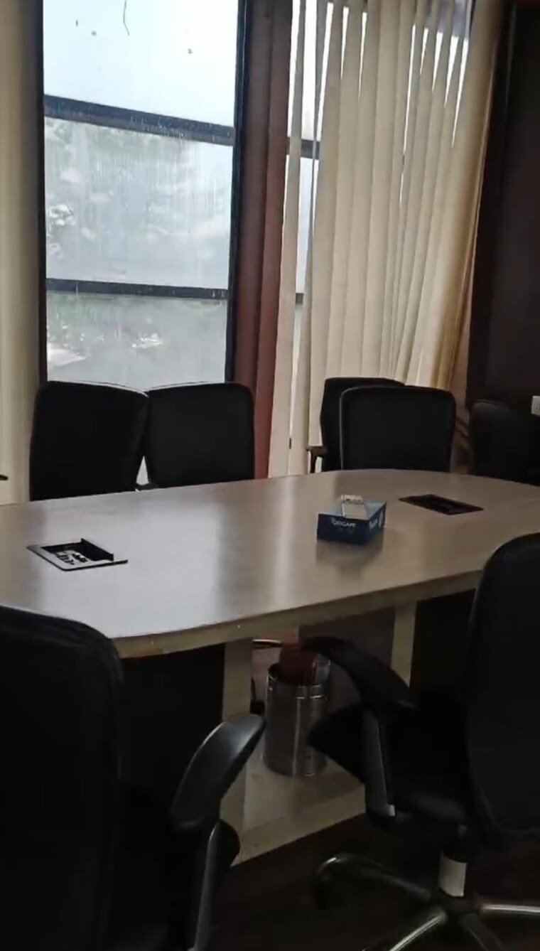 Team Area, iscon-elegance Commercial Office Space 2120 Sq.Ft. In Prahlad Nagar Ahmedabad 9559181