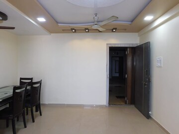 Room in 2 BHK Apartment at Thane West – for Sale