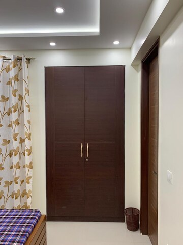 Furnished Amenities in 3 BHK Apartment at Shalimar Vista, Gomti Nagar – for Rent