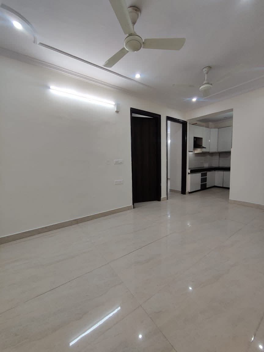 3 BHK + Servant Room Builder Floor For Sale in CS Roseate 63