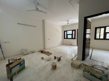 Room in 2 BHK Builder Floor at Ansal Sushant Lok I, Sector 43 – for Rent