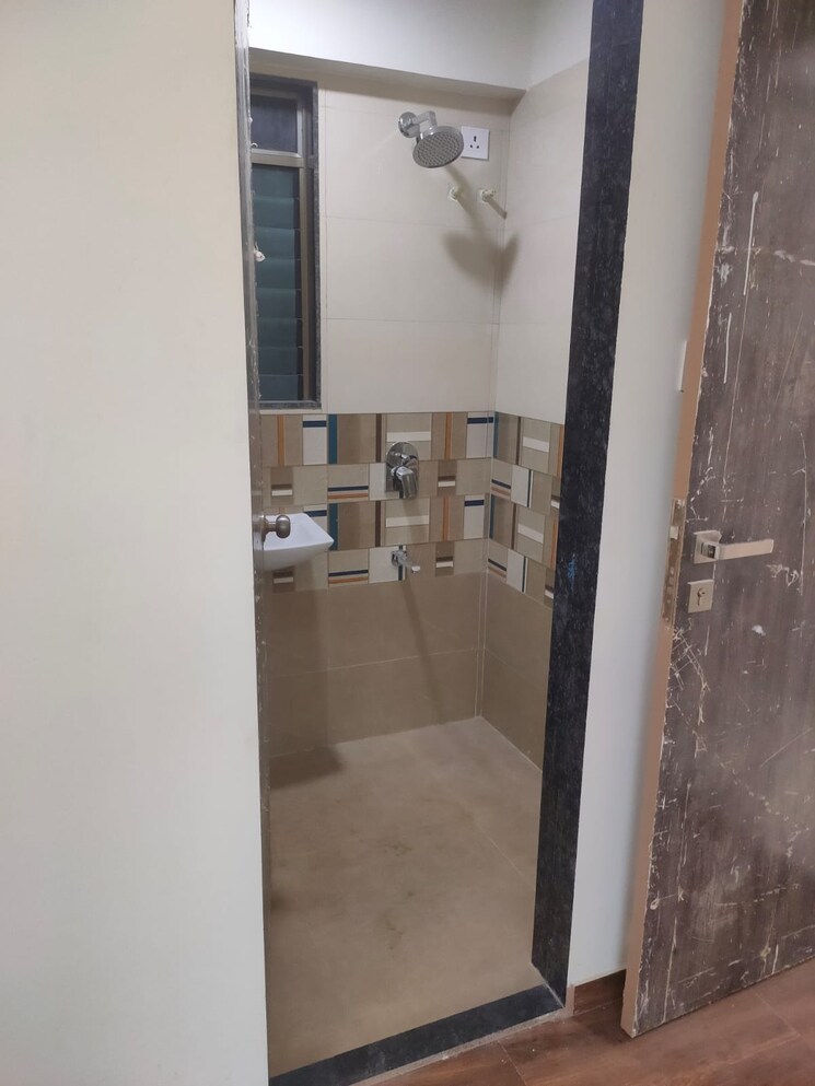 Bathroom, bindra-sateri-legacy 1 Bedroom 366 Sq.Ft. Apartment In Andheri East Mumbai 9559270