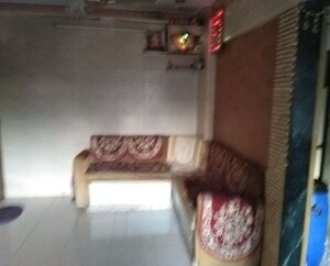 Furnished Amenities in 1 BHK Apartment at Millennium Tower, Kandivali East – for Sale