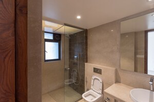 Bathroom in 4 BHK Apartment at Bandra East – for Rent