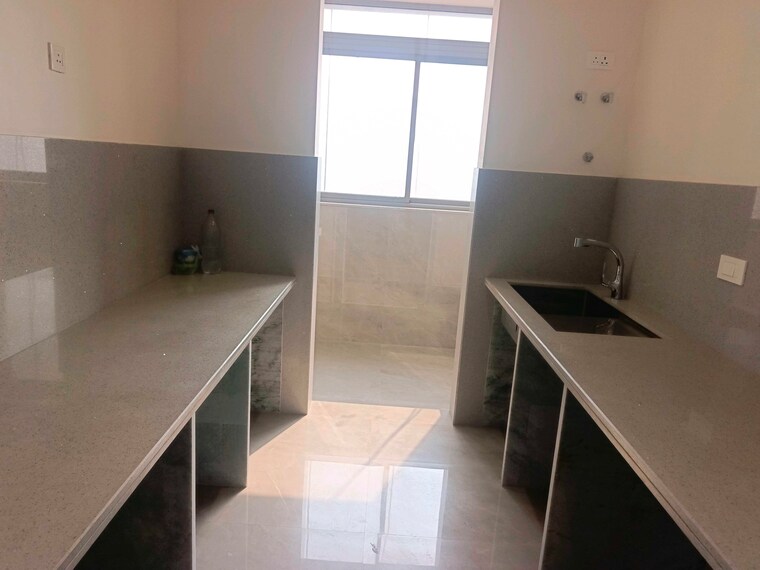 Bathroom, prestige-jasdan-classic 4 Bedroom 2195 Sq.Ft. Apartment In Mahalaxmi Mumbai 9559344