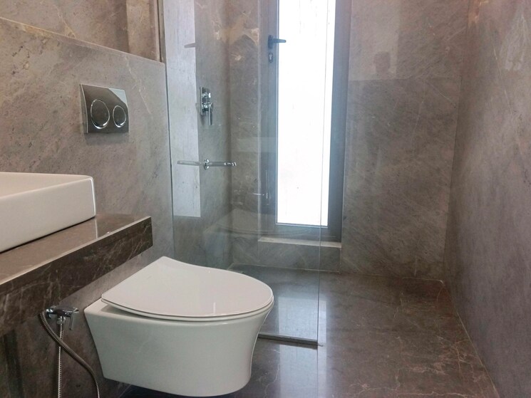 Bathroom, prestige-jasdan-classic 4 Bedroom 2195 Sq.Ft. Apartment In Mahalaxmi Mumbai 9559344