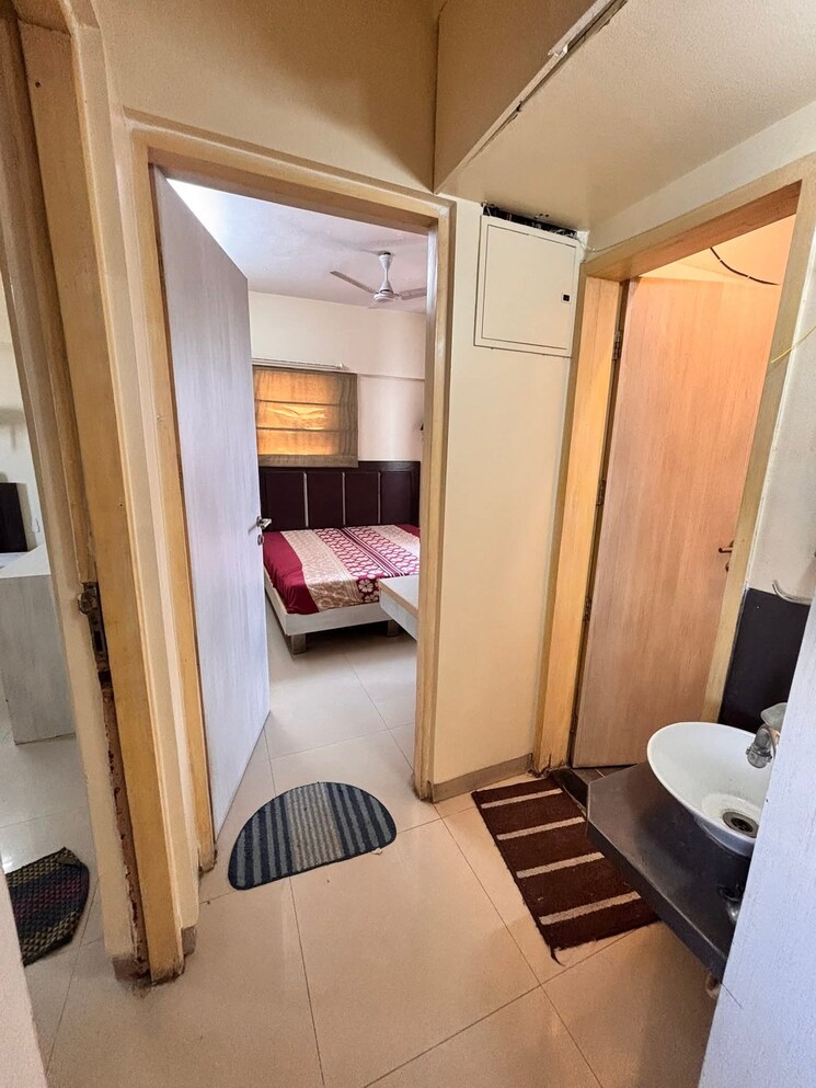 Attached Bathroom, magarpatta-city-iris 2 Bedroom 931 Sq.Ft. Apartment In Hadapsar Pune 9559382