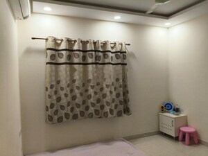 Room in 3.5 BHK Apartment at Prestige High Fields, Gachibowli – for Rent