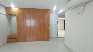 Room in 4 BHK Apartment at SMR Vinay Iconia Phase II, Kondapur – for Rent