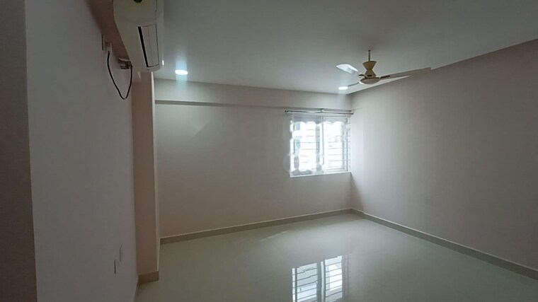 Room, smr-vinay-iconia-phase-ii 4 Bedroom 818 Sq.Ft. Apartment In Kondapur Hyderabad 9559404