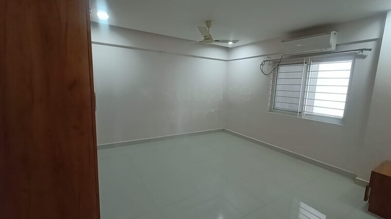 Room, smr-vinay-iconia-phase-ii 4 Bedroom 818 Sq.Ft. Apartment In Kondapur Hyderabad 9559404
