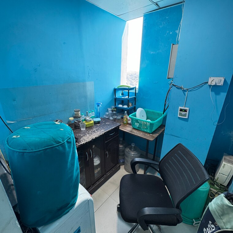 Team Area, phase 7 Commercial Office Space 1350 Sq.Ft. In Phase 7 Mohali 9559455