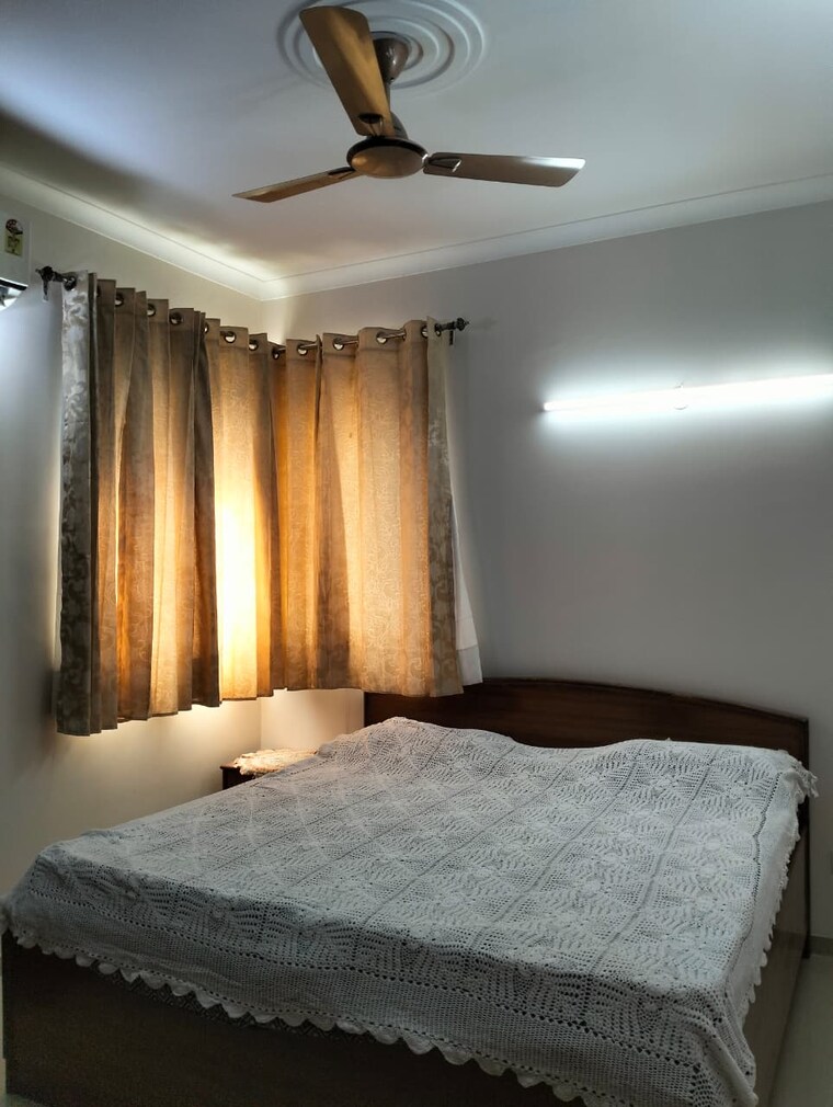 Bedroom, emaar-mgf-emerald-hills 3 Bedroom 2300 Sq.Ft. Apartment In Sector 65 Gurgaon 9559419