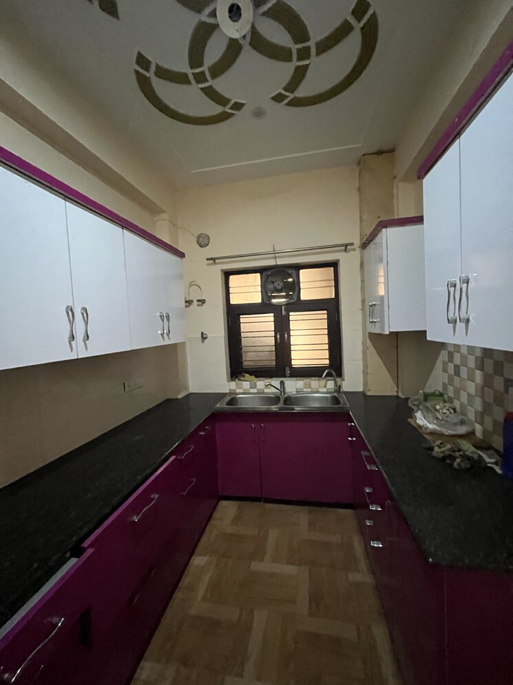 Kitchen, ardee-mall 3 Bedroom 1574 Sq.Ft. Builder Floor In Sector 52a Gurgaon 9559442