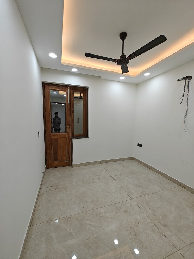 Room, sector 38 4 Bedroom 3000 Sq.Ft. Builder Floor In Sector 38 Gurgaon 9559462