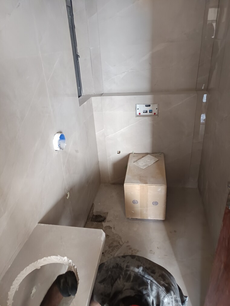 Bathroom, santacruz west 1 Bedroom 498 Sq.Ft. Apartment In Santacruz West Mumbai 9559452