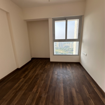 Room in 2 BHK Apartment at Piramal Vaikunth Vyan, Ashok Nagar – for Rent