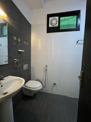 Bathroom in 3 BHK Builder Floor at Ansal Sushant Lok I, Sector 43 – for Rent