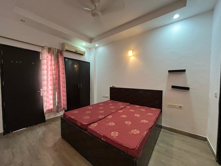 Bedroom, ansal-sushant-lok-i 3 Bedroom 1575 Sq.Ft. Builder Floor In Sector 43 Gurgaon 9559473