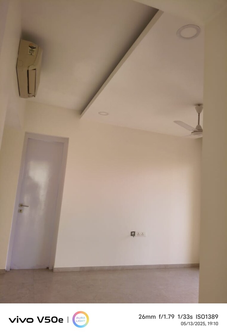 Room, lodha-fiorenza 3 Bedroom 1400 Sq.Ft. Apartment In Goregaon East Mumbai 9559458