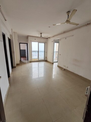 Room in 2 BHK Apartment at Aditya World City, Shahpur Bamheta – for Rent